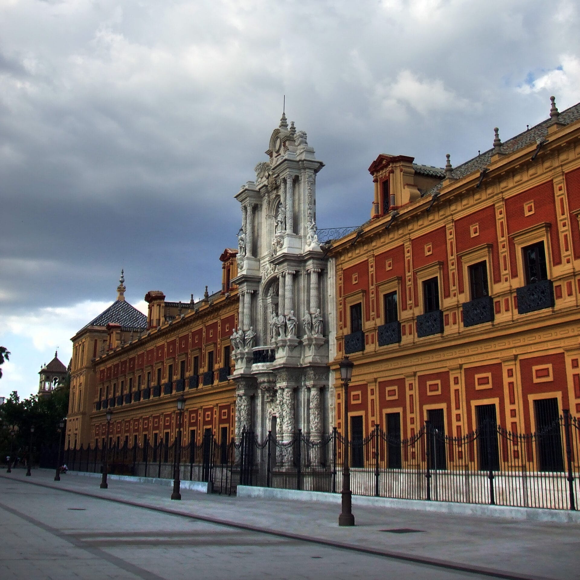 Palacio de San Telmo: parada en la Ruta paranormal de Sevilla con historias de fantasmas